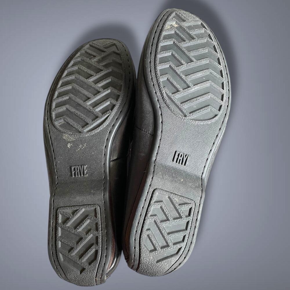 Men's Black Leather Slip-On Loafers - Picture 11 of 13